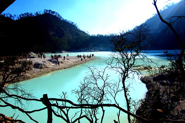 Rental Mobil Bandung, Tour & Travel Bandung Murah, Travel Wisata Bandung, Carter Mobil Bandung, Rental Mobil Terlengkap Bandung